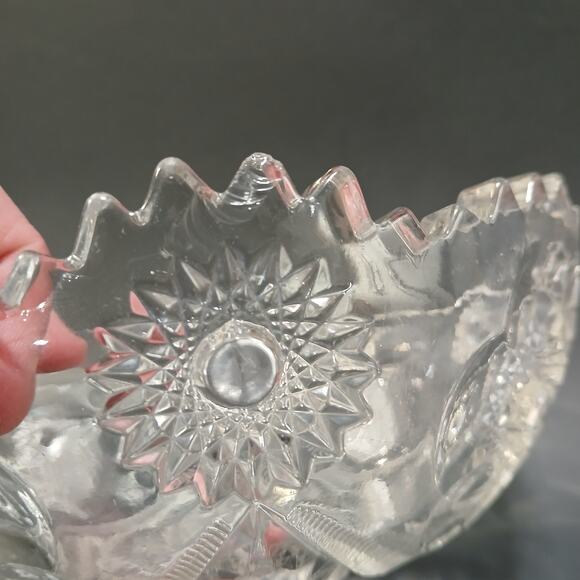 EAPG McKee Sextec Press Cut Ruffled Sawtooth Edge 6.5" Bowl *Rim Chips* - Picture 7 of 12